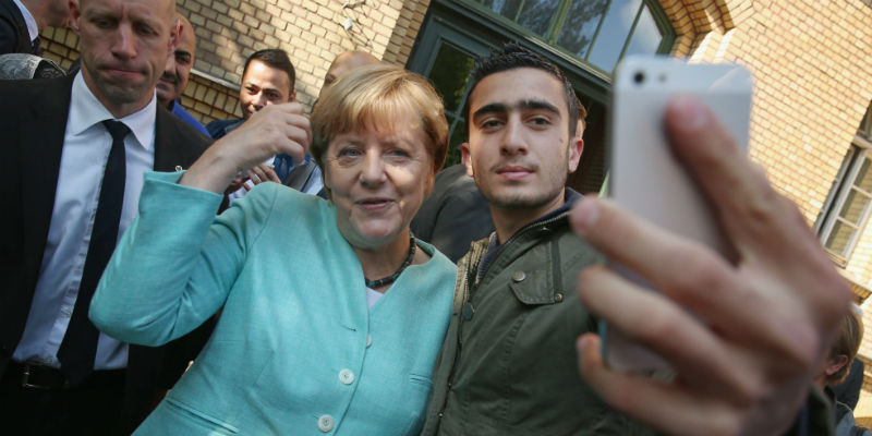 Αποτέλεσμα εικόνας για Angela Merkel fa campagna elettorale