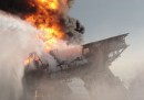 Il video inedito del crollo della piattaforma petrolifera