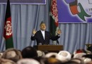 Karzai tende la mano ai talebani, e gliela mordono