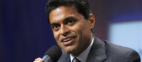 ** FILE ** In this Thursday, Sept. 27, 2007 file photo, journalist Fareed Zakaria moderates a panel discussion on Latin America and globalization during the Clinton Global Initiative Annual Meeting in New York. CNN is starting a weekly talk show on international issues led by Newsweek's Zakaria that will debut next Sunday with former British Prime Minister Tony Blair as an interview subject. (AP Photo/Jason DeCrow)