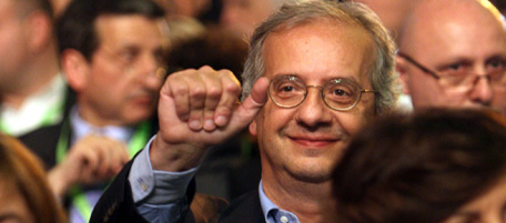 © Marco Merlini / LaPresse
21-05-2010 Roma
Politica
Nuova Fiera di Roma, assemblea nazionale del Partito democratico
Nella foto l'ex segretario del Pd, Walter Veltroni

© Marco Merlini / LaPresse
Rome, 05-21-2010
Politic
New Rome Fair, Democratic Party's National convention 
In the photo former Pd Secretary, Walter Veltroni