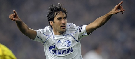 Schalke's Raul of Spain celebrates his opening goal during the Champions League Group B soccer match between FC Schalke 04 and Hapoel Tel Aviv, in Gelsenkirchen, Germany, Wednesday, Oct. 20, 2010. (AP Photo/Martin Meissner)