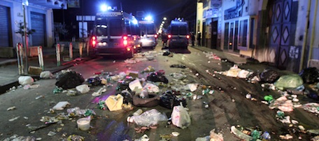 Â©Lapresse
20-10-2010 Terzigno,Napoli
Cronaca
Proteste contro la discarica e guerriglie urbane con lancio di molotov