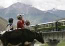 La Cina conquista il Tibet in treno