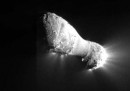 La cometa Hartley 2 vista da vicino