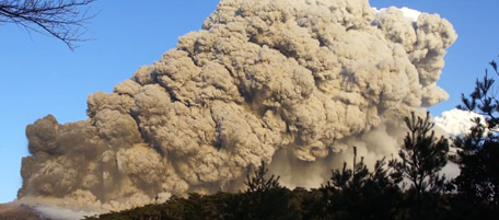L’eruzione del vulcano Shinmoedake