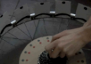 Biciclette e illusioni ottiche: il ciclotropio