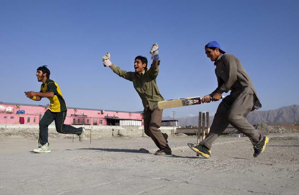 Il cricket di strada a Kabul
