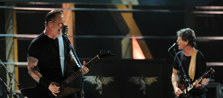 NEW YORK - OCTOBER 30: James Hetfield of Metallica performs with Lou Reed onstage at the 25th Anniversary Rock &amp; Roll Hall of Fame Concert at Madison Square Garden on October 30, 2009 in New York City. (Photo by Stephen Lovekin/Getty Images) *** Local Caption *** James Hetfield;Lou Reed