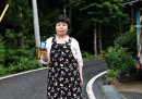 La signora Okoshi misura le radiazioni di Fukushima