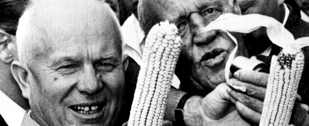 Soviet Premier Nikita Khrushchev and Roswell Garst pose with corn cobs during an inspection tour of The Garst Farm in Coon Rapids, Iowa on Sept. 23, 1959. (AP Photo)
