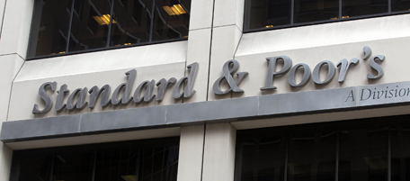 NEW YORK, NY &#8211; AUGUST 10: Standard and Poor&#8217;s headquarters are seen in Manhattan on August 10, 2011 in New York City. Worldwide markets remain turbulent days after Standard and Poor&#8217;s downgraded the debt rating of the United States.(Photo by Mario Tama/Getty Images)
