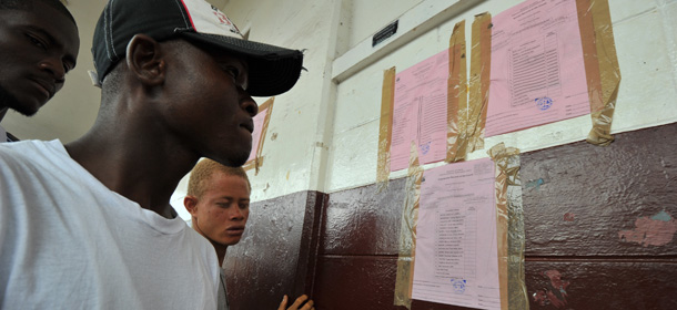 Seggio in Liberia, 12 ottobre 2011 (ISSOUF SANOGO/AFP/Getty Images)
