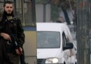 Un uomo ha sparato contro l'ambasciata americana di Sarajevo