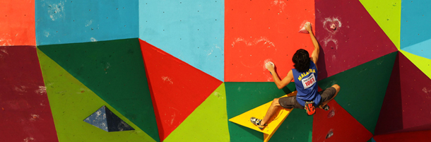 PALEMBANG, SUMATRA, INDONESIA &#8211; NOVEMBER 12: Hafzanizam Bakhori of Malaysia competes in the Mens Sport Climbing on day two of the 2011 Southeast Asian Games at Jakabaring Sports Complex on November 12, 2011 in Palembang, Sumatra, Indonesia. (Photo by Matt King/Getty Images)

