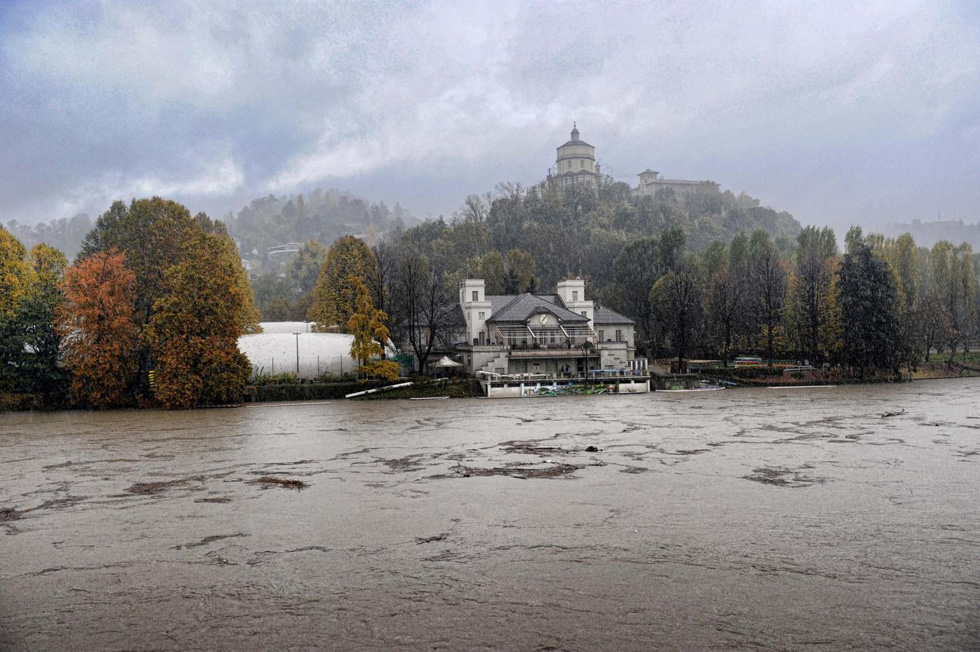 Le foto del Po e della Dora in piena a Torino Il Post Le foto del Po e della Dora in piena a Torino Il Post