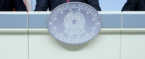 Monti presenta la manovra