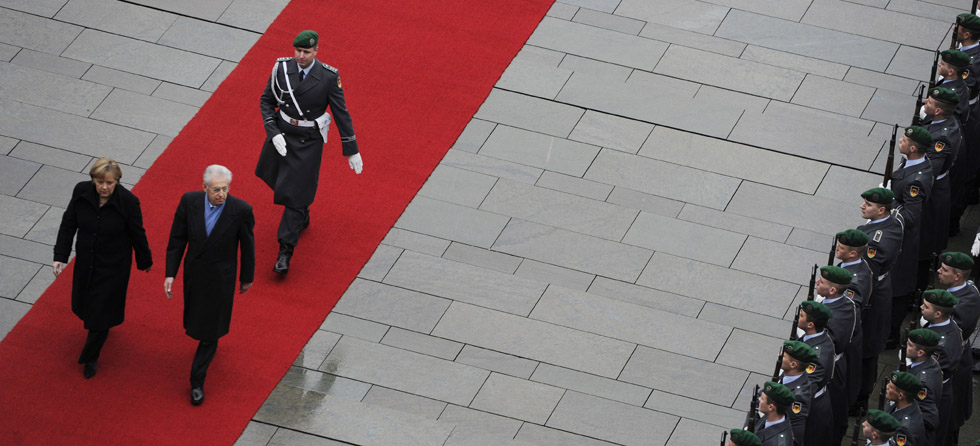 Le foto di Monti e Merkel a Berlino