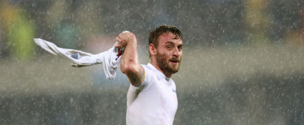 Senti come viene giù