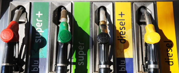 FOTO DI REPERTORIOlapresse17/01/2012Liberalizzazioni, distributori benzina: stop 7 giorni