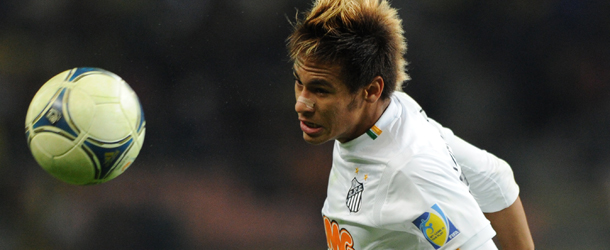 Santos FC forward Neymar heads the ball during their FIFA Club World Cup semi-final match against Kashiwa Reysols at the Toyota Stadium in Toyota on December 14, 2011. Copa Libertadores Champion Santos FC of Brazil leads Japan's J-League champion Kashiwa Reysols 2-0 at half time. AFP PHOTO / TOSHIFUMI KITAMURA (Photo credit should read TOSHIFUMI KITAMURA/AFP/Getty Images)