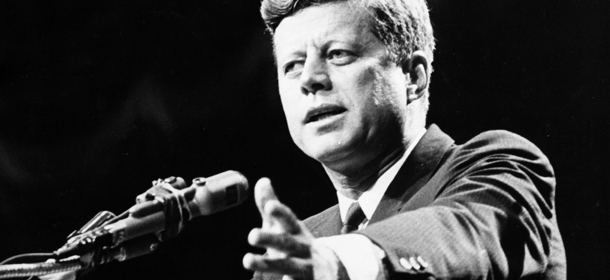 1962: US statesman John F Kennedy, 35th president of the USA, making a speech. (Photo by Central Press/Getty Images)