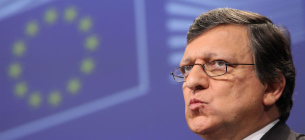 nella foto, il presidente della Commissione Europea, José Manuel Barroso (AP/Yves Logghe)