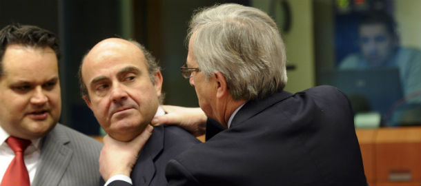 De Guindos Juncker (AP Photo/Virginia Mayo)