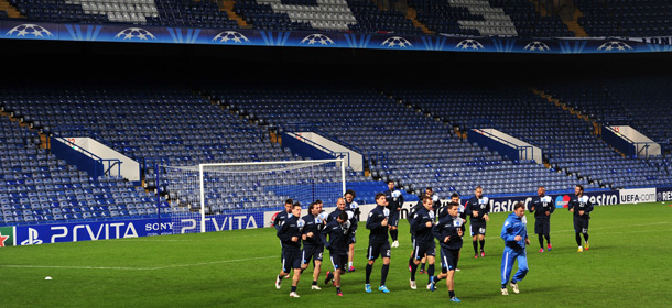 Napoli's team attend a training session for the forthcoming UEFA Champions League round of 16 second leg football match against Chelsea at Stamford Bridge in London on March 13, 2012. AFP PHOTO / GIUSEPPE CACACE (Photo credit should read GIUSEPPE CACACE/AFP/Getty Images)