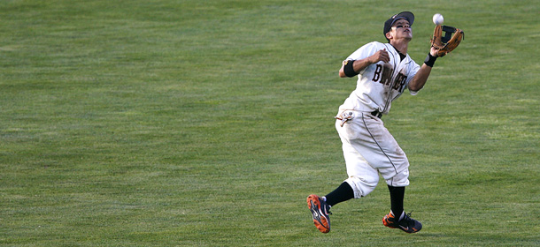 OMAHA, NE - JUNE 20: Shortstop Darwin Barney #6 of the Oregon State Beavers runs into the outfield to make a catch for an out during their 7-1 win over the UC Irvine Anteaters in Game 12 of the NCAA College World Series at Rosenblatt Stadium on June 20, 2007 in Omaha, Nebraska. (Photo by Kevin C. Cox/Getty Images)