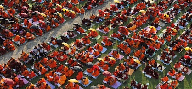 Sri Lankan buddhist monks protest in Colombo on March 19, 2012. US-led move to censure Sri Lanka at the ongoing UN Human Rights Council sessions in Geneva over its alleged war crimes while crushing Tamil rebels in 2009. AFP PHOTO/Ishara S. KODIKARA (Photo credit should read Ishara S.KODIKARA/AFP/Getty Images)