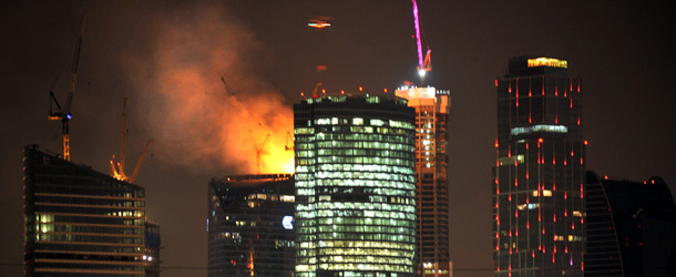 L’incendio nel grattacielo di Mosca