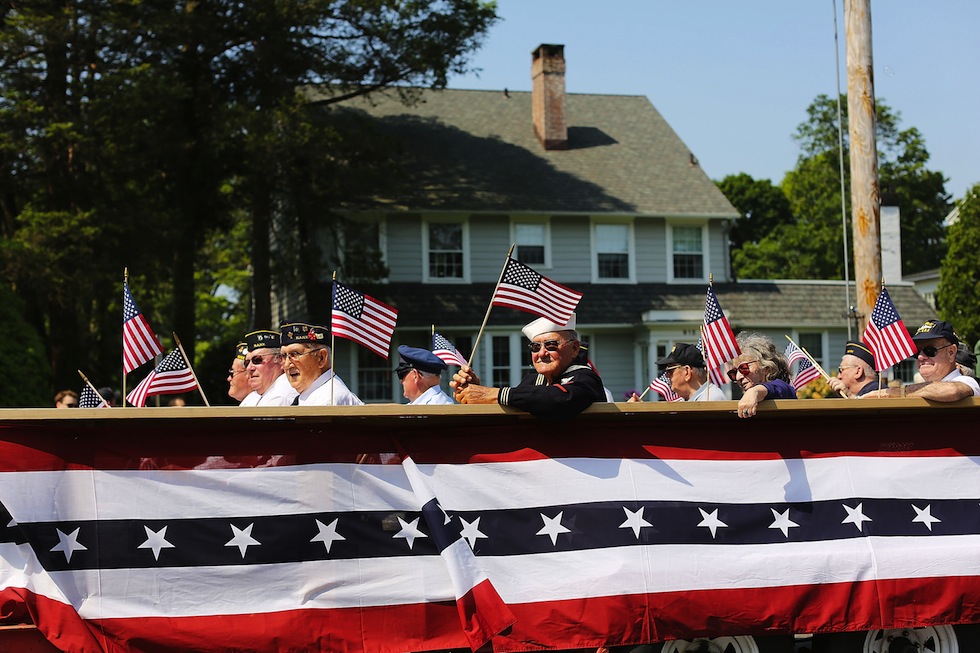 Fairfield, CT, Marks Memorial Day With Parade Il Post