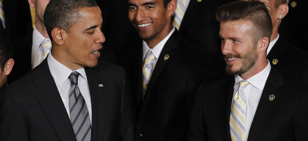 Barack Obama e i giocatori dei Los Angeles Galaxy