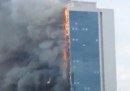 L'incendio nel grattacielo di Istanbul