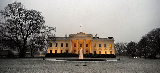 The White House is pictured during a snowfall in Washington, DC, on January 9, 2012. AFP Photo/Jewel Samad (Photo credit should read JEWEL SAMAD/AFP/Getty Images)