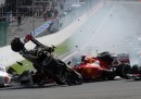 L'incidente che ha coinvolto Alonso e Hamilton al Gp di Spa, in Belgio