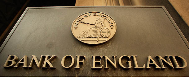 LONDON - JANUARY 08: A Bank of England sign is displayed outside The Bank on January 8, 2009 in London, England. The Bank has cut interest rates to an historic low of 1.5 %, the lowest level since the Bank of England creation in 1694. (Photo by Peter Macdiarmid/Getty Images)