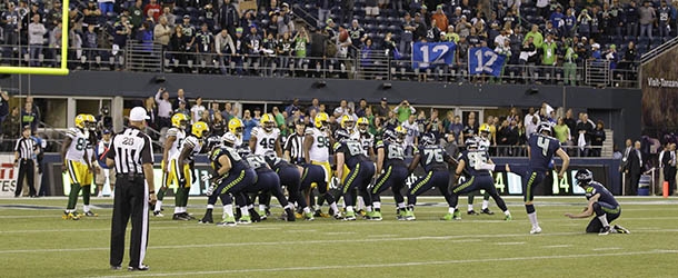 Seattle Seahawks and Green Bay Packers in the second half of an NFL football game, Monday, Sept. 24, 2012, in Seattle. (AP Photo/Ted S. Warren)
