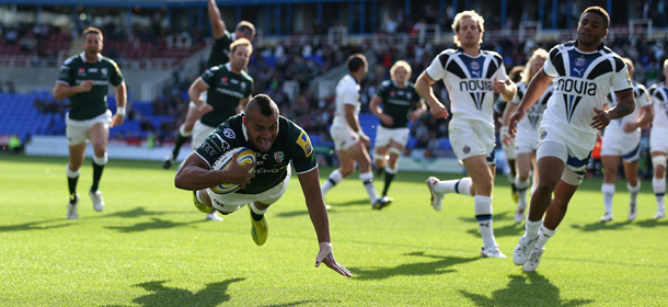 READING, ENGLAND &#8211; SEPTEMBER 22: Jonathan Joseph of London Irish dives to score a try during the Aviva Premiership match between London Irish and Bath Rugby at Madejski Stadium on September 22, 2012 in Reading, England. (Photo by Warren Little/Getty Images)
