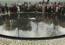 Il monumento ai rom e sinti uccisi dal nazismo, inaugurato a Berlino
