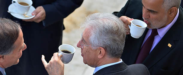 Morocco&#8217;s Prime Minister Abdelilah Benkirane (R) drinks a tea next to his Italian counterpart Mario Monti (C) at the Upper Barracca Gardens in Valletta on October 5, 2012, during the &#8220;Five-Plus-Five&#8221; summit. European and North African leaders held their first summit since the Arab Spring revolts today in Malta, where France, Italy, Portugal and Spain will also hold talks on the euro debt crisis. AFP PHOTO / VINCENZO PINTO (Photo credit should read VINCENZO PINTO/AFP/GettyImages)
