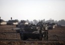 Esercito israeliano sul confine di Gaza