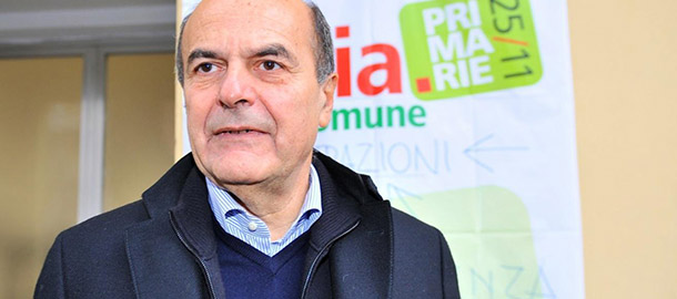 Foto Sergio Volo &#8211; LaPressepoliticaBersani con la sua famiglia al voto a Piacenza in via 24 MaggioNella Foto Pier Luigi Bersani al Voto
