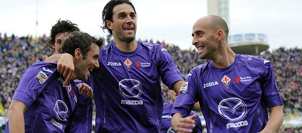 FLORENCE, ITALY &#8211; NOVEMBER 18: Gonzalo Rodriguez of Fiorentina celebrates after scoring the opening goal during the Serie A match between ACF Fiorentina and Atalanta BC at Stadio Artemio Franchi on November 18, 2012 in Florence, Italy. (Photo by Giuseppe Bellini/Getty Images)

