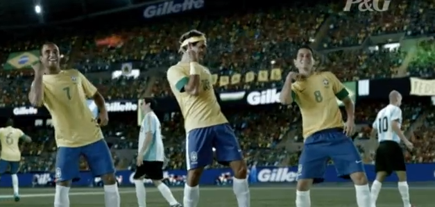 Lo spot di Gillette con Federer brasiliano