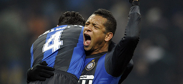 MILAN, ITALY &#8211; DECEMBER 09: Fredy Guarin of FC Inter celebrates victory at the end of the Serie A match between FC Internazionale Milano and SSC Napoli at San Siro Stadium on December 9, 2012 in Milan, Italy. (Photo by Claudio Villa/Getty Images)
