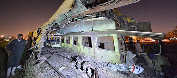 19 morti in Egitto per un incidente ferroviario