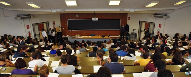 Foto Matteo Corner - LaPressecronacaMilano 4 09 2012 Esame di ammissione alla facolt&#xe0; di medicina all'universit&#xe0; statale di Milano Nella Foto un momento del Test