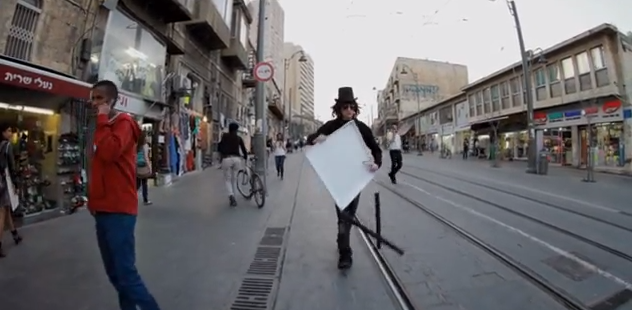 Passeggiata sul corso al contrario